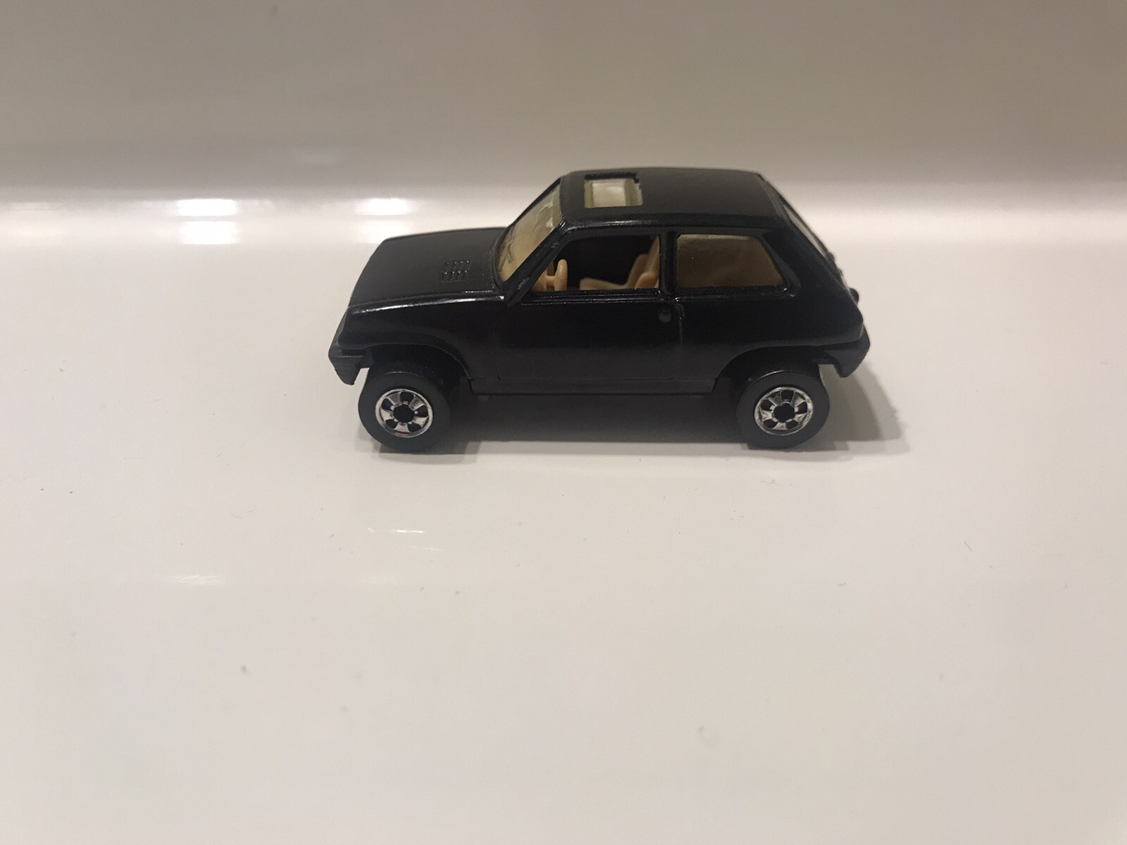 Picture 3 of 5
