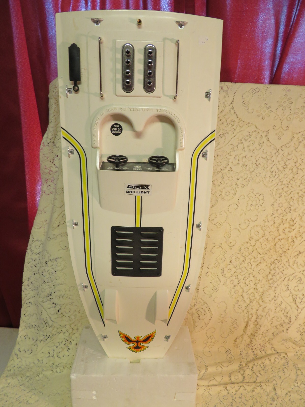 LaTRAX BRILLIANT RADIO CONTROL SPEED BOAT W DIGITAL PROPORTIONAL SYSTEM