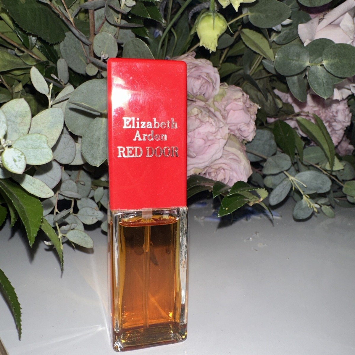 Vintage Perfume 1990's Elizabeth Arden Red Door 90% Full .33 fl oz