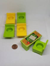 Vintage Fisher Price little people teachers students desks School 923
