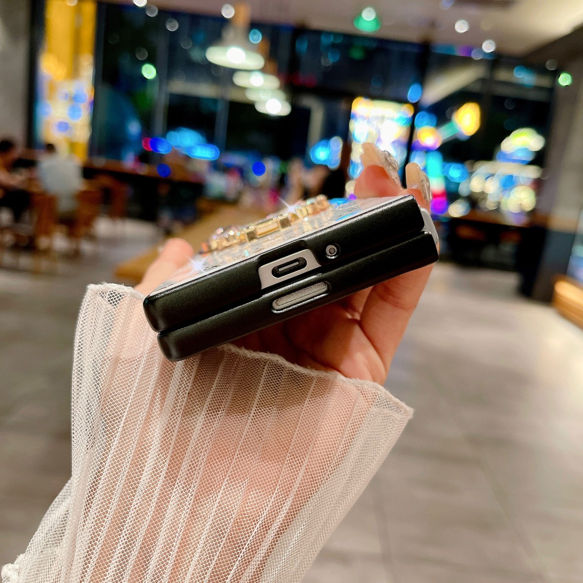 きれい上品レザー調★MIMCO★ロゴ入り SUBLIME HARD CASE GALAXY きれい上品レザー調☆MIMCO☆ロゴ入り SUBLIME HARD CASE GALAXY
