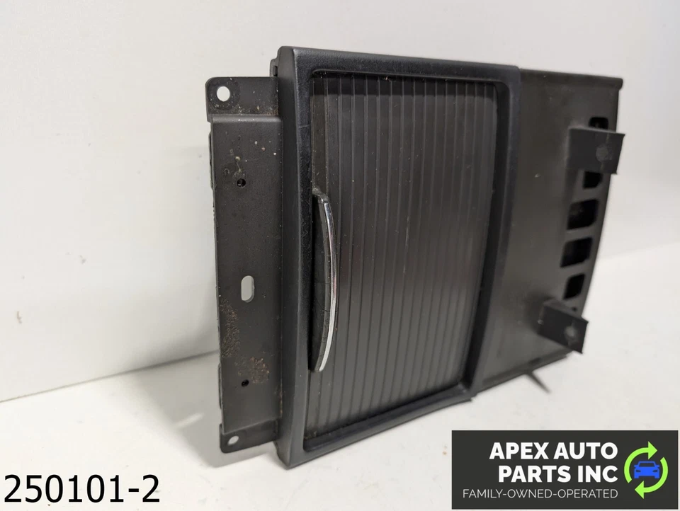 OEM 2005-2007 Cadillac DTS 4.6L Rear Seat Cup Holder Back Armrest Drink - Изображение 3 из 4