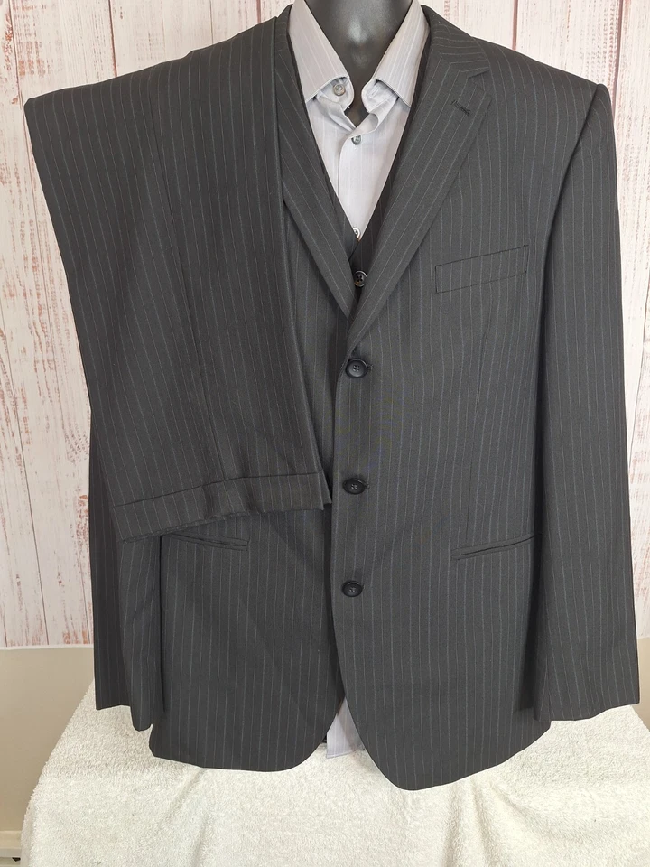 J Ferrar 3 Piece Suit Mens 44L 34X32 Black Stripe 3 Button Single Vented - Image 3 of 4
