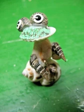 SEA SHELL   FROG  FIGURINE   2.5'' 