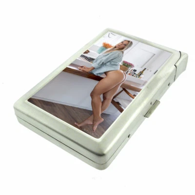 Latina Pin Up Girls D12 Cigarette Case with Built in Lighter Metal Wallet