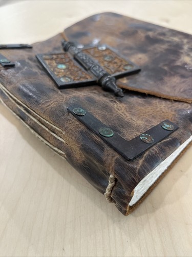 Iona Handcrafted Books Journal Traditional Italian Style Monk Hinge Pin Locking - Picture 12 of 14