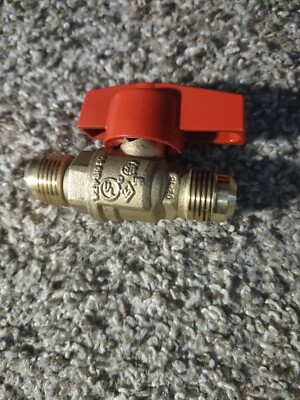 Bugatti Brass Lever Handle Gas Ball Valve with Side Port Flare x Flare 1/2-In 