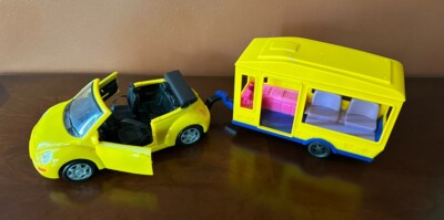 Simba Toys Yellow Convertible VW Beetle & RV Trailer