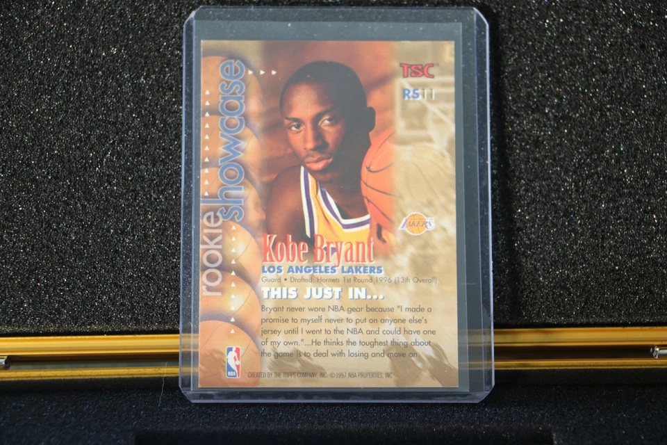 Juego de 25 cartas KOBE 1996-97 Topps Stadium Club Rookie Showcase. EXTREMADAMENTE RARO KOBE Foto 2 de 4