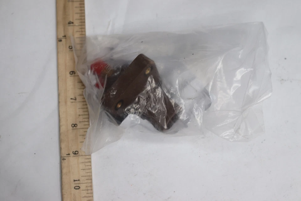 Marinco CLS Panel Mount 400A 600V Female Brown CLS40FRSB-F - Image 3 of 3