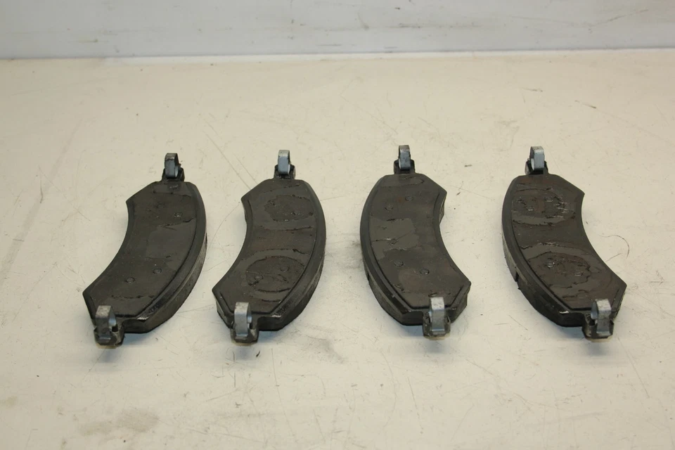 2005-2020 CHRYSLER DODGE RAM FRONT DISC BRAKE PAD KIT (VN12) - Image 2 of 3
