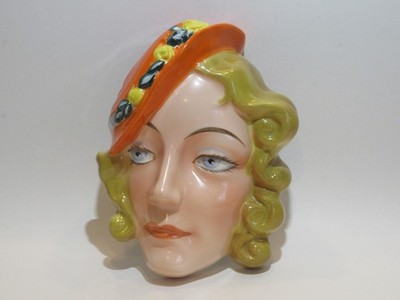 ART DECO HANDBEMALTE GESICHT WANDMASKE NR. 13448 MADE IN CZECHOSLOVAKIA - C. 1932