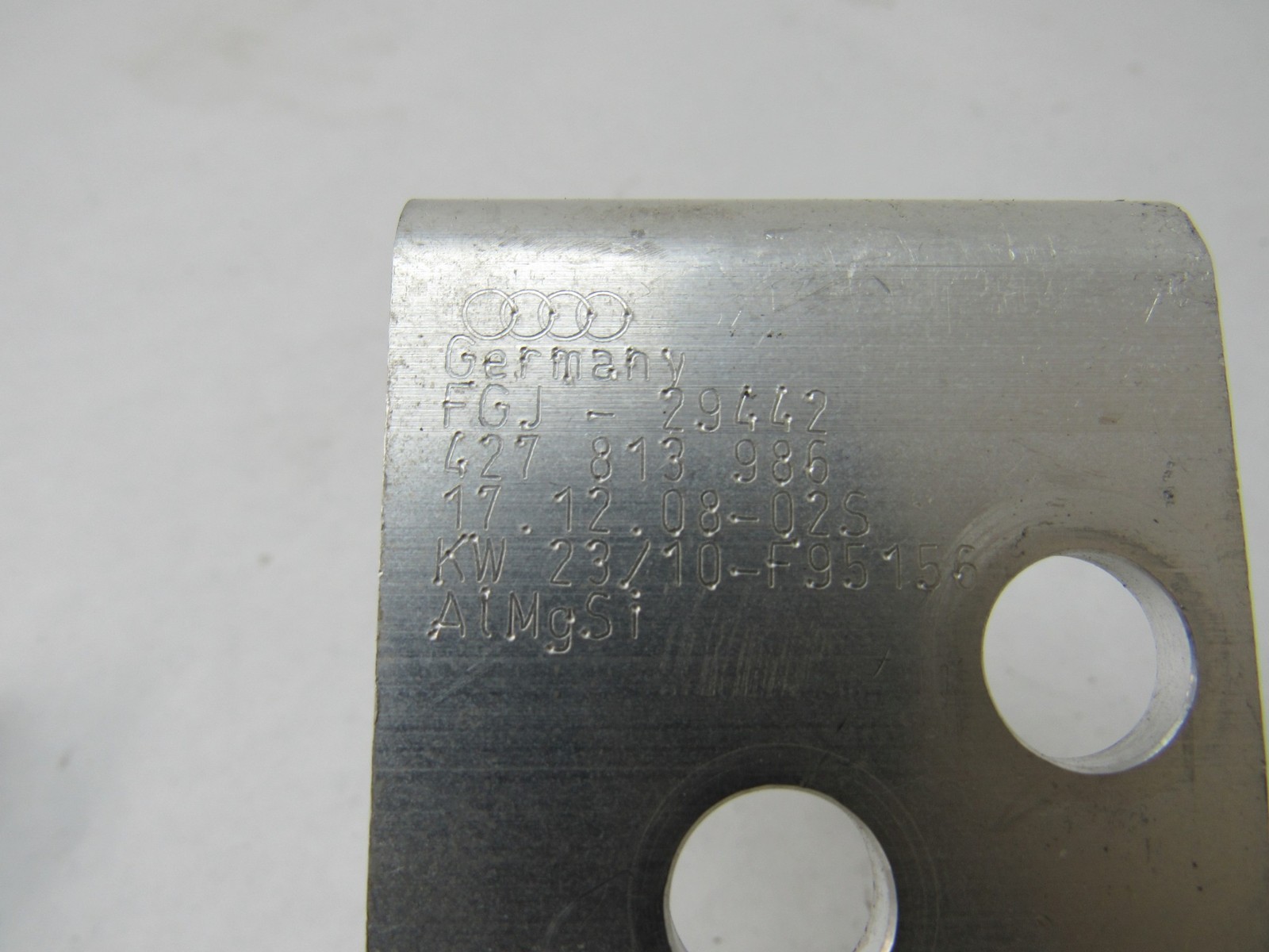 Audi R8 2011 Convertible Right Left Upper Support Mount Bracket Set 08-12 ; :A