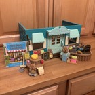 Li'l Woodzeez General Store Plus Hair Salon with Squirrel, Hedgehog Families — photo 2