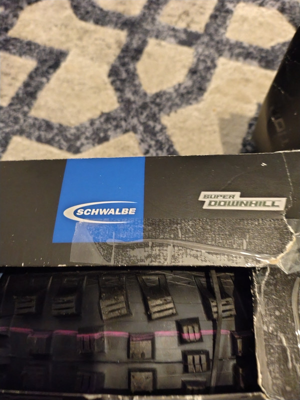 Schwalbe Magic Mary 26x2.35 Downhill Tyre Knobby Tread Black/Purple x2 tires