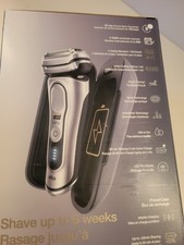 Braun Series 9 Pro 9477cc Electric Shaver with PowerCase - New