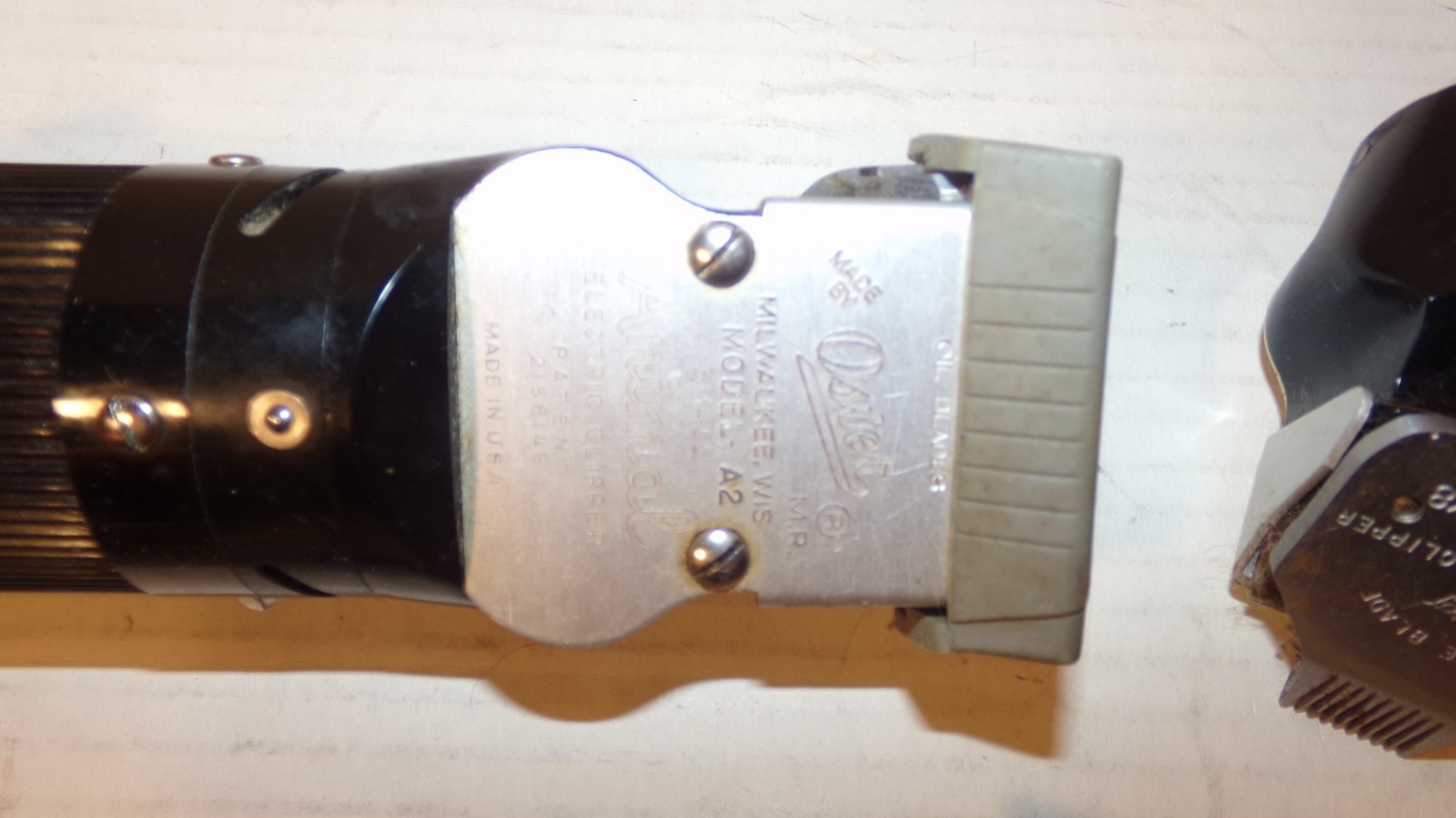 Oster Vintage A-2 A2 Animal Clipper with Extra Heads & New Blades LOT