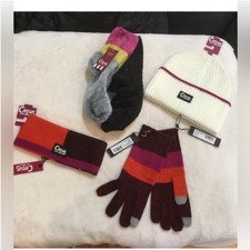 Circus by Sam Edelman Woman winter weather set hat gloves headband sock