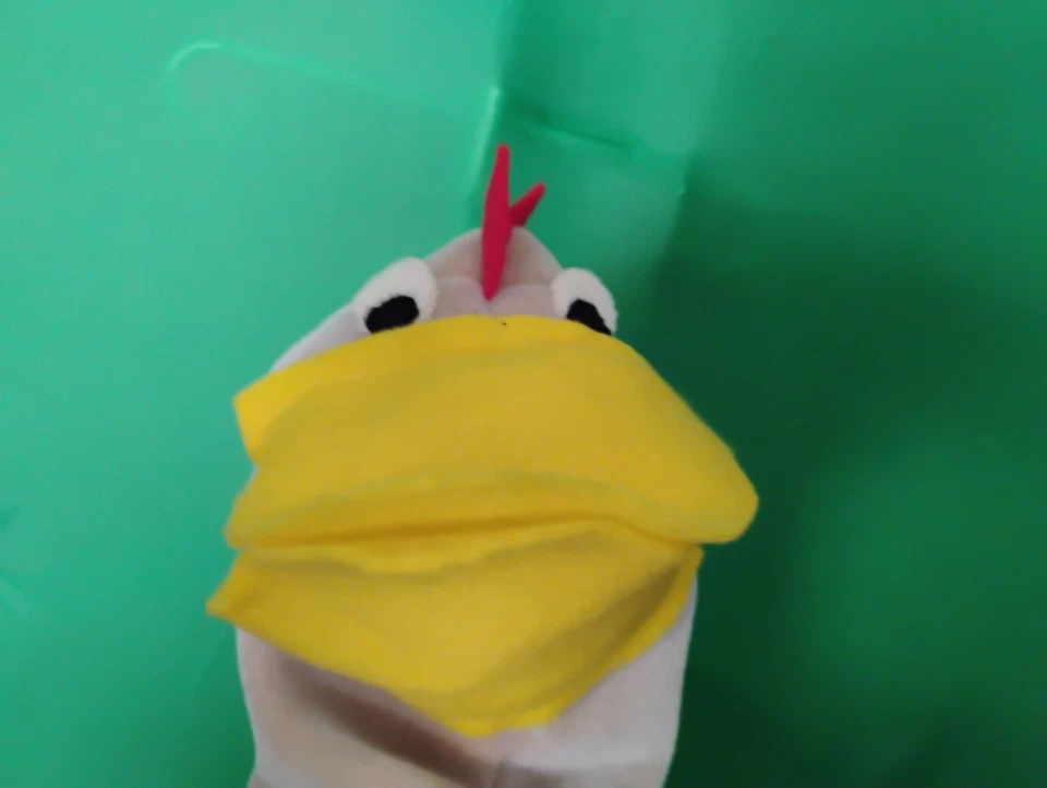 Marioneta de gallina Baby Einstein personalizada inspirada en bronceado Foto 4 de 4