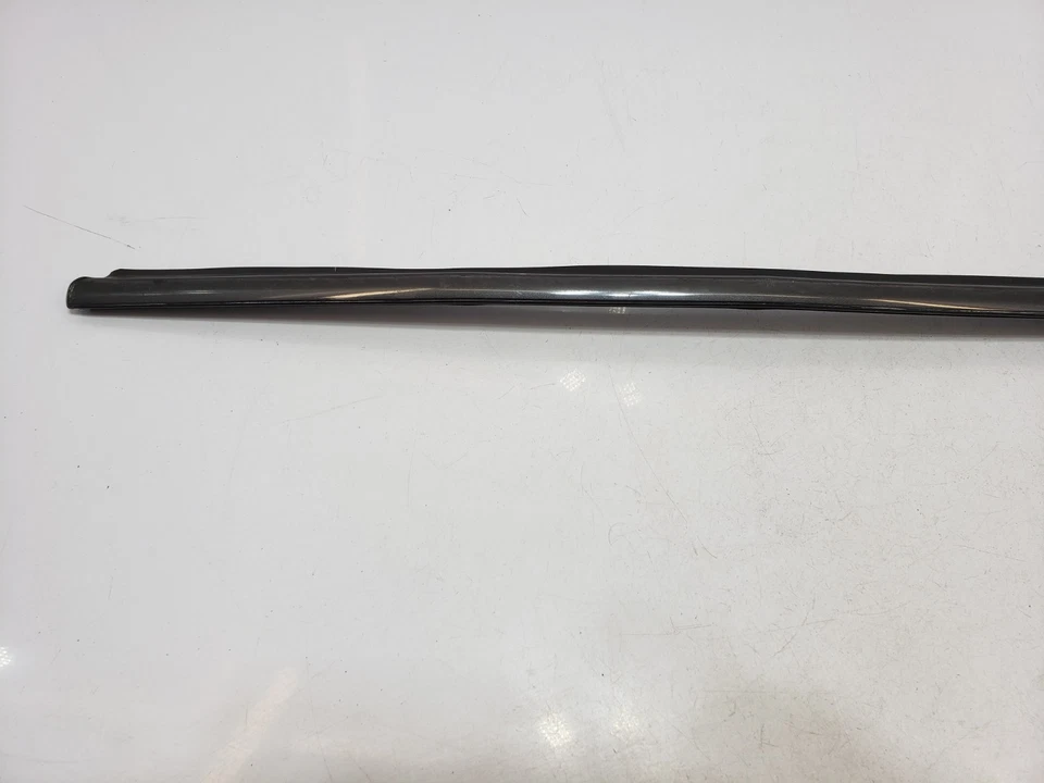 ✅ 97-04 OEM Jaguar XK8 Convertible Right Passenger Exterior Door Body Molding - Image 4 of 4
