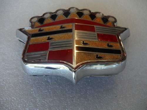 1952 53 Cadillac original trunk ornament/crest ornament with bezel - nice - Picture 4 of 20