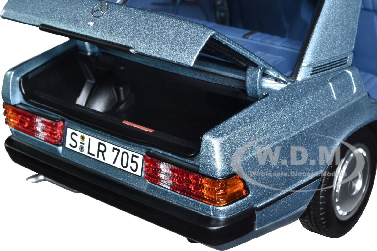 1984 MERCEDES-BENZ 190 E LIGHT BLUE METALLIC 1/18 DIECAST 1984 MERCEDES-BENZ 190 E LIGHT BLUE METALLIC 1/18 DIECAST