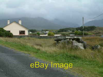 Photo 6x4 Dolmen at Srahwee Cregganbaun The well-known megalithic tomb at c2006
