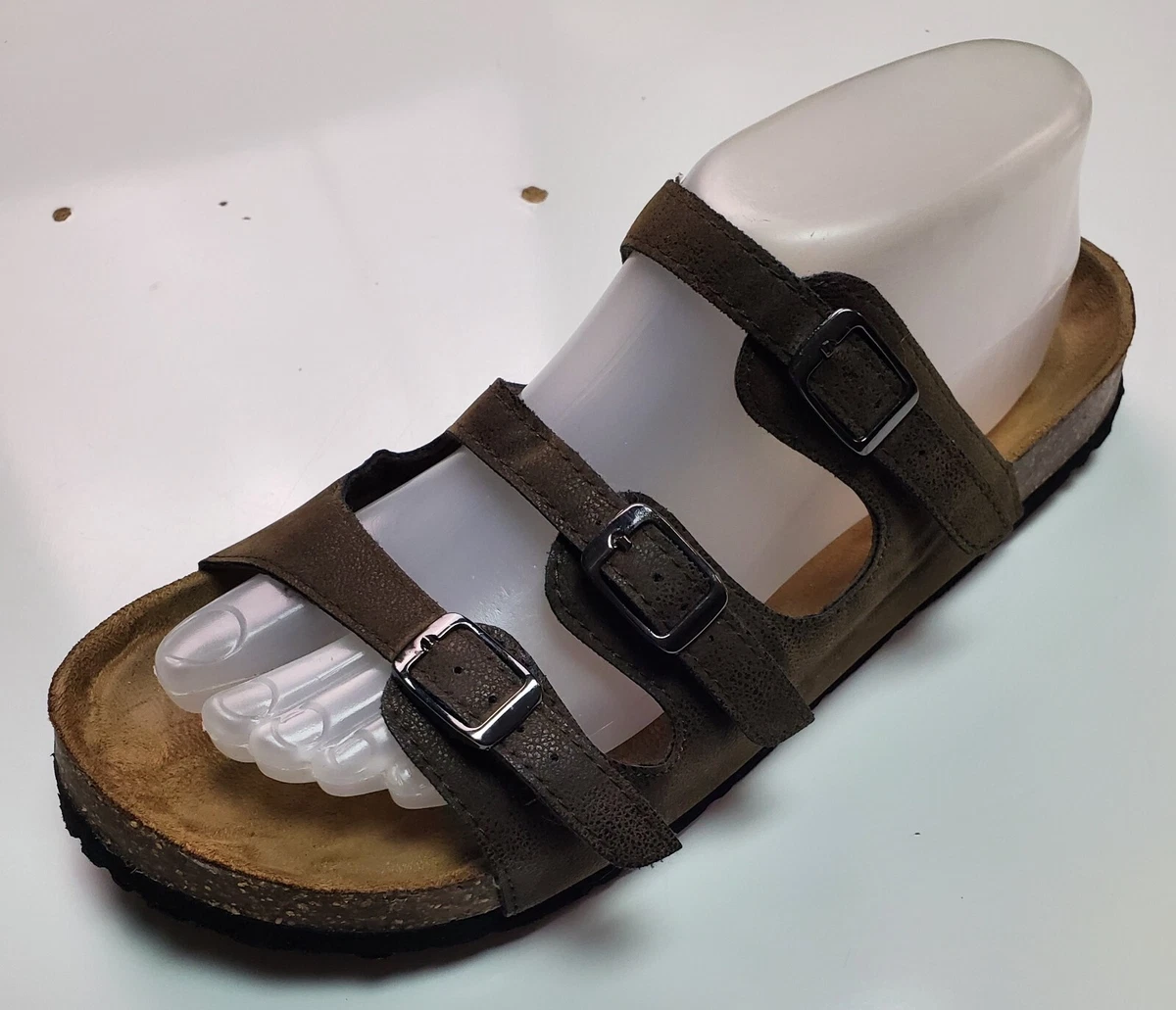 Outwoods sandals size 11 sale