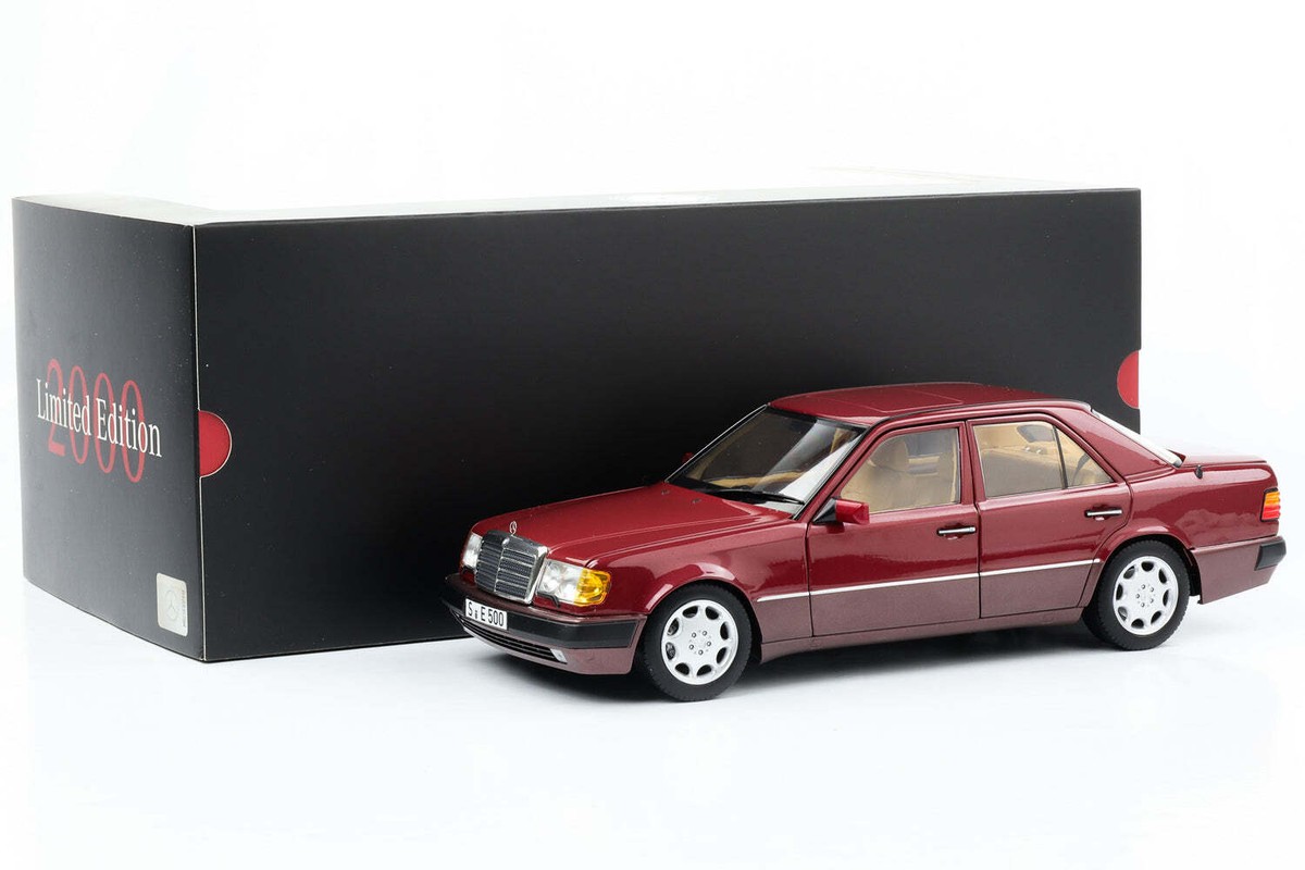 1:18 Mercedes-Benz W124 500 E 5.0 V8 Almandinrot Norev 1:18 Mercedes-Benz W124 500 E 5.0 V8 Almandinrot Norev