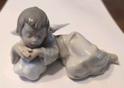 Lladro #5728 Sleeping Angel Figurine | eBay