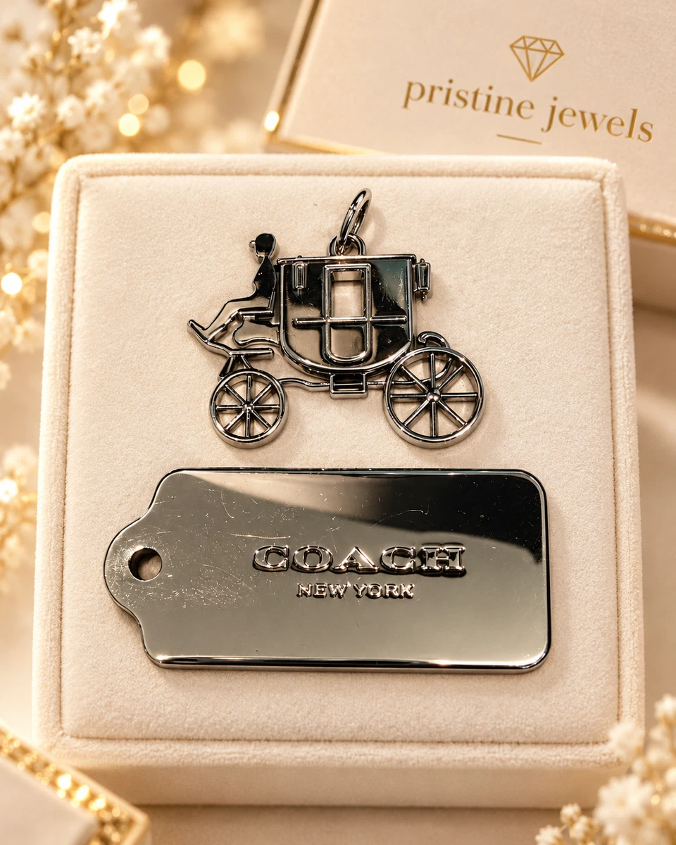 COACH Horse carriage l charm 4個セット 25+ Coach Horse Key Chains, Rings & Finders for Women for sale