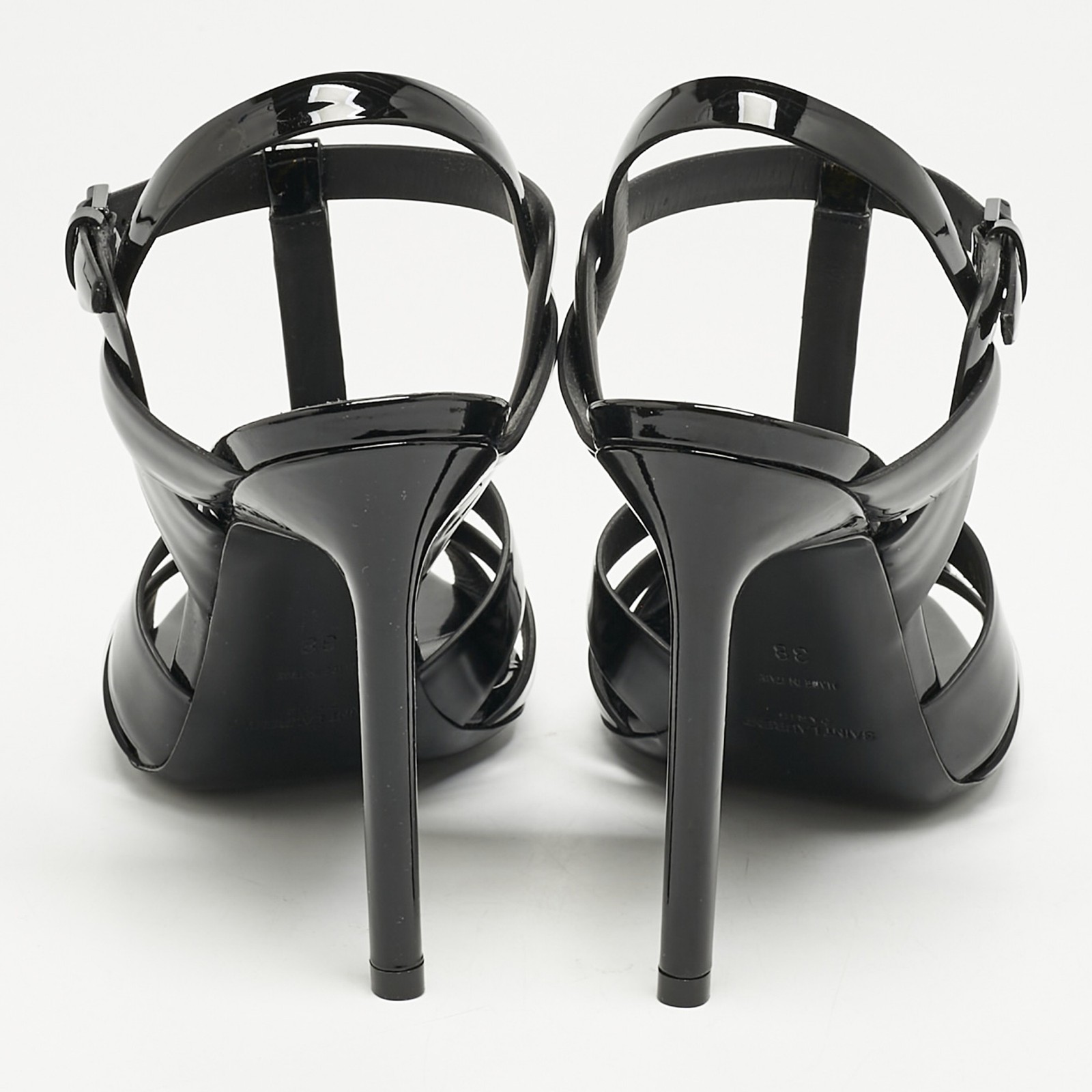 Sandali omaggio Saint Laurent neri in vernice taglia 38