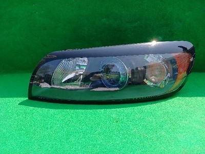 VOLVO C70 C30 ヘッドライト　左 2009 Volvo C30 HID/Xenon Headlight Assembly Left Side OEM 31335213
