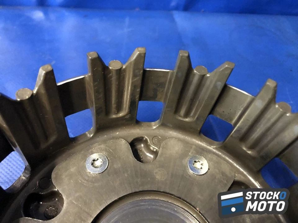 Cloche d'embrayage avec disque MV AGUSTA F3 675 2012 à 2017.  - Photo 4/4