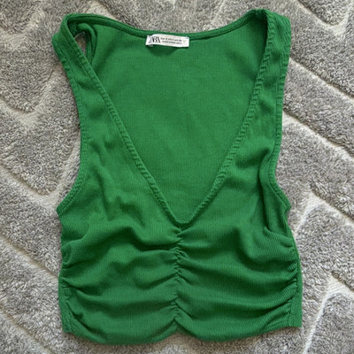 Zara Damen Trägershirt Crop Top bauchfrei Grün Ripp V-Ausschnitt S Raffung