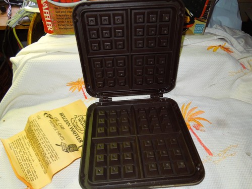 VINTAGE BUNDT BELGIAN WAFFLE MAKER ARANCIONE #15000 Nordic Ware OUTDOOR CAMPEGGIO FUNZIONA - Foto 8 di 13