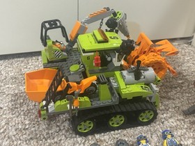 Lego Power Miners Crystal Sweeper 8961 W/ Manual & Minifigures