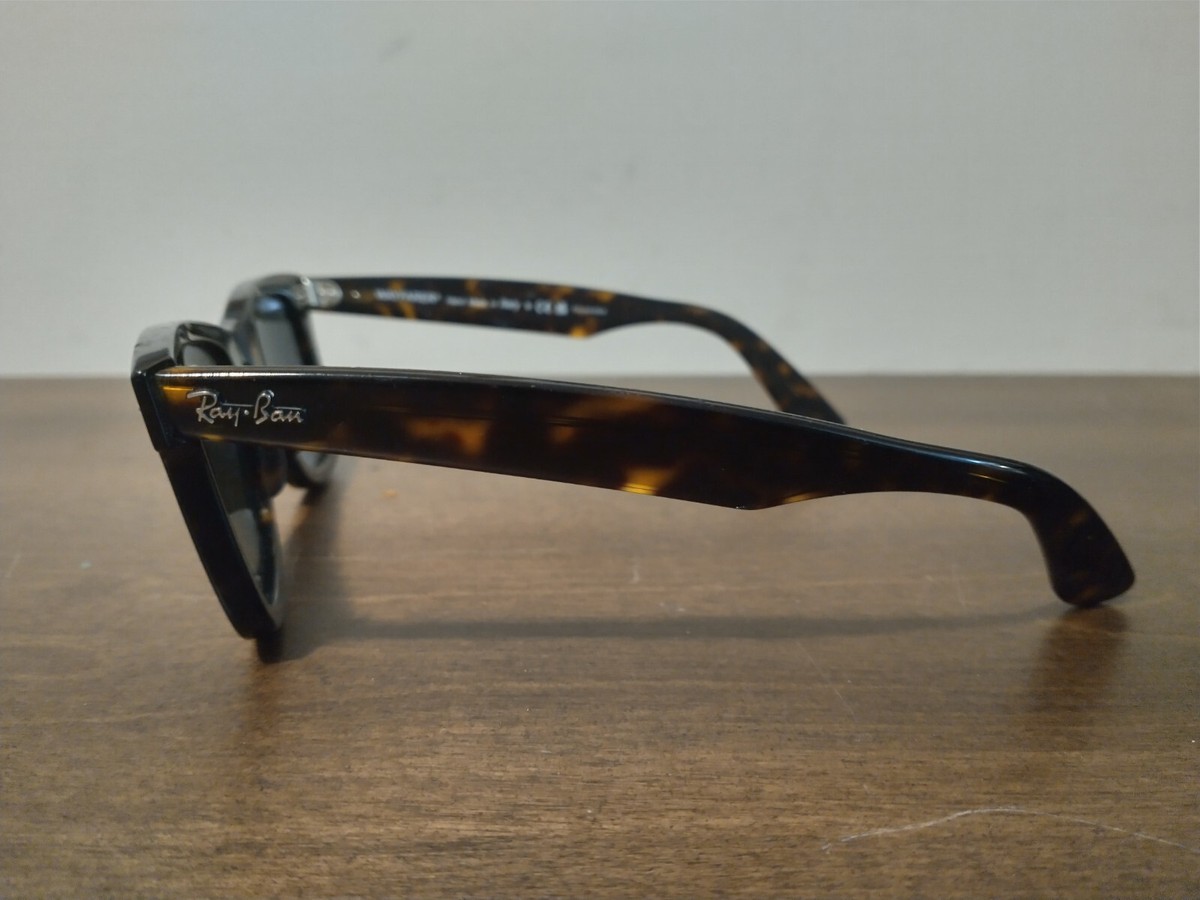 Ray-Ban RB2140 Vintage Y2K Original Wayfarer Ivory & Black Sunglasses Italy Sunglasses Ray-Ban RB2140 Original Wayfarer Classic | Free  main image 2