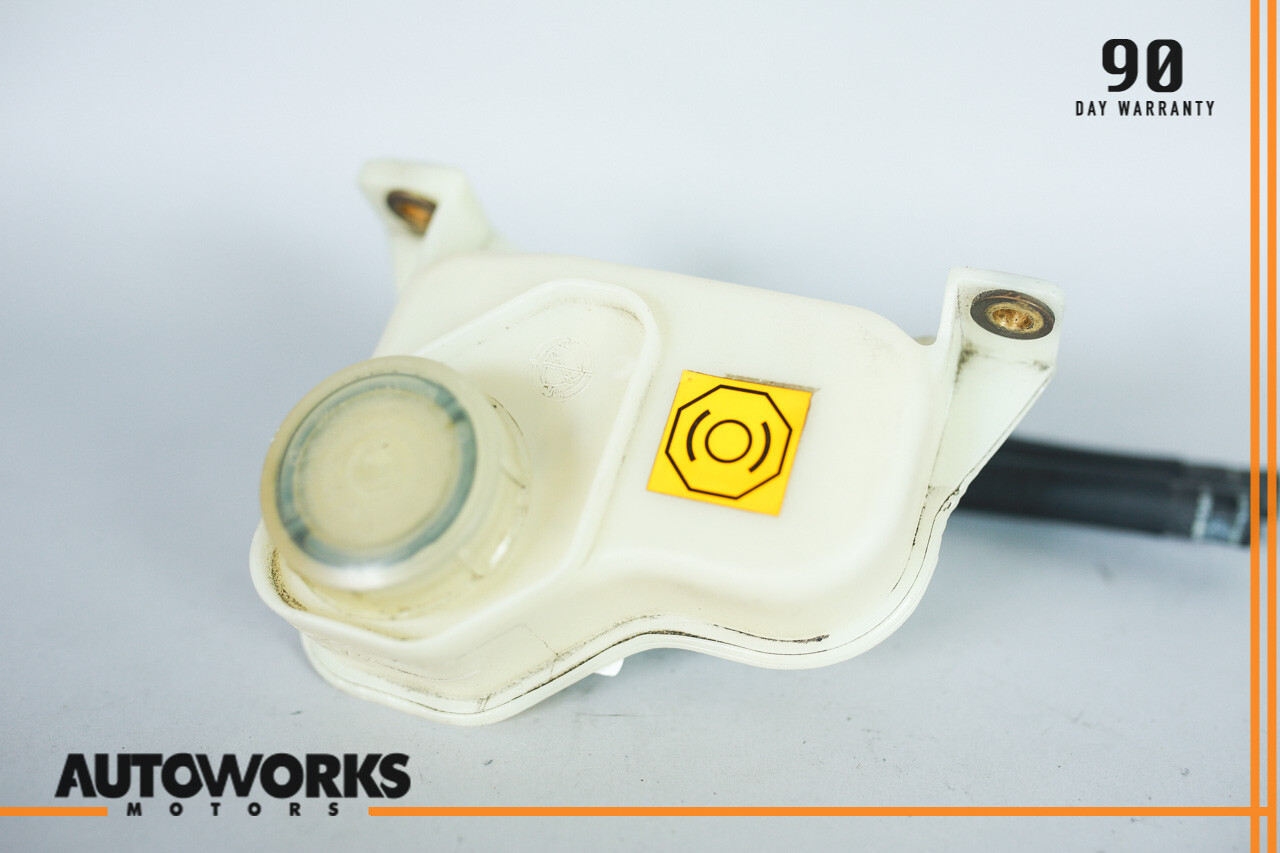 05-08 Maserati Quattroporte M139 Brake Master Cylinder Reservoir w/ Hose OEM