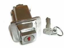 Cerradura De Asiento Cromada Con 2 Llaves Para Vespa PX PE LML Star Stella
