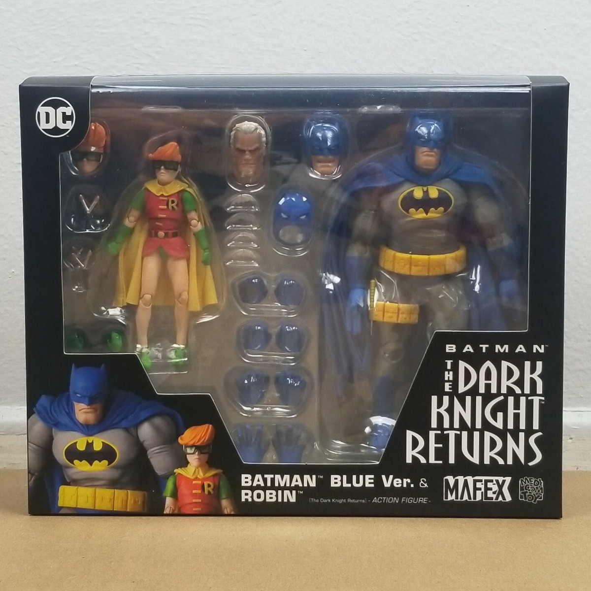 MAFEX Batman Blue Version & Robin The Dark Knight Returns US