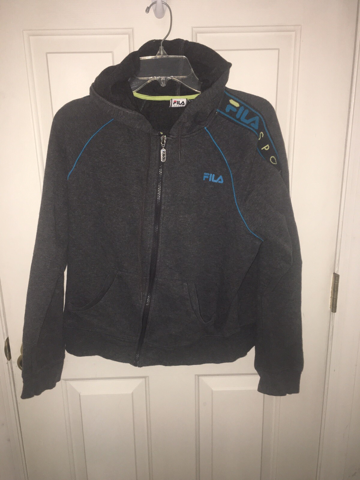 Felpa donna con cappuccio Fila (manica macchiata)