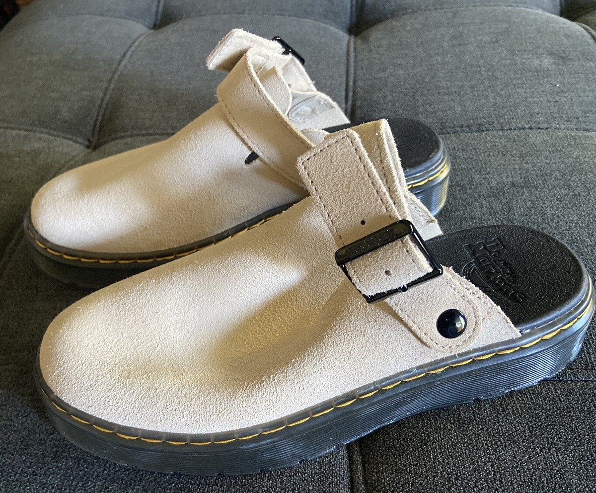 DR. MARTENS CARLSON SUEDE CLOG WARM SAND EU 38 Women 7 Men 6 NEW