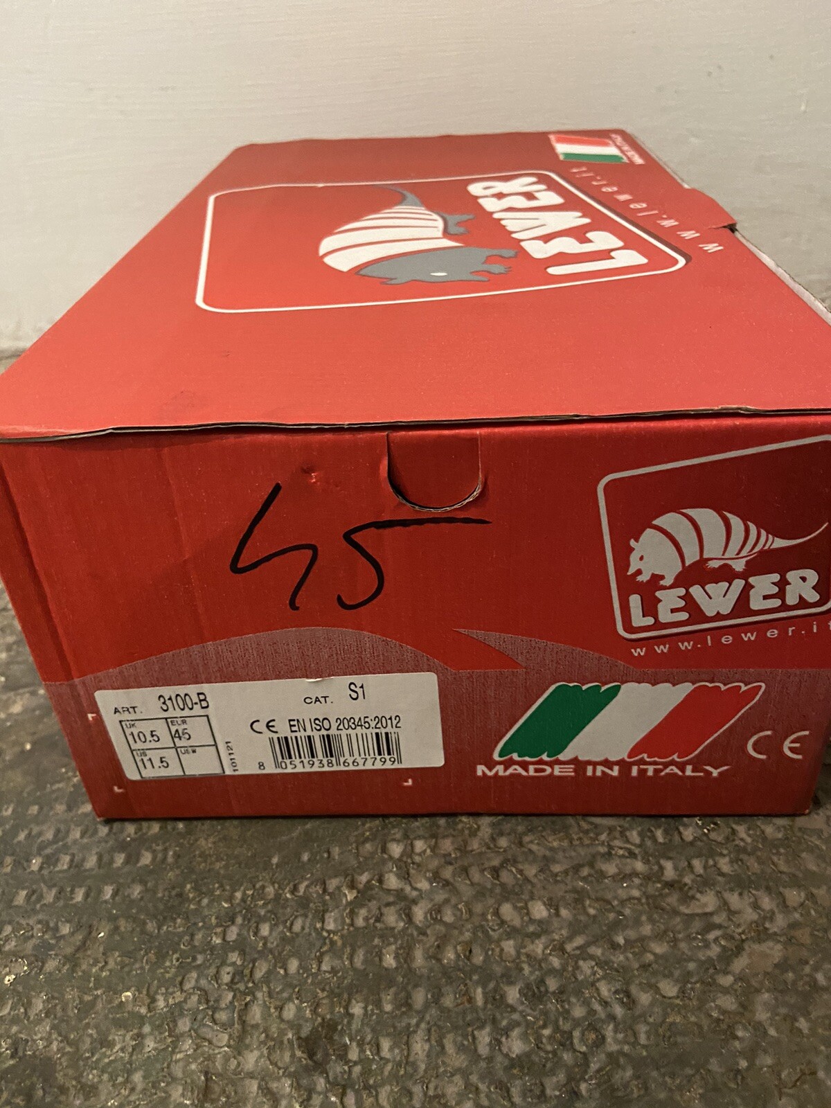 Foto 1 di 6