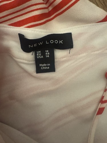 New Look Red & White Stripe Ruffle Hem Playsuit - Size 18 - Picture 4 of 7