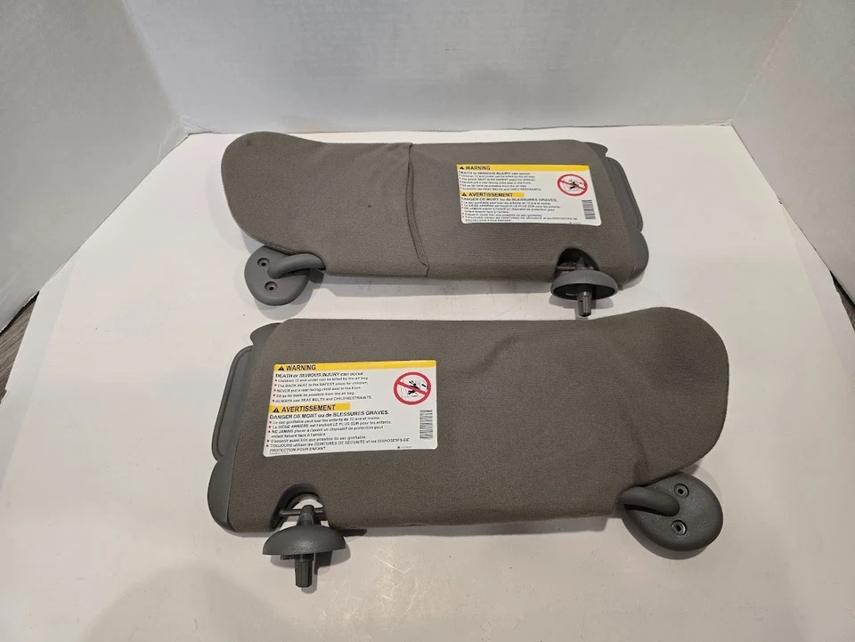 Par de parasoles Buick Lesabre 2000-2005 izquierda derecha gris iluminado OEM A101 Foto 3 de 4