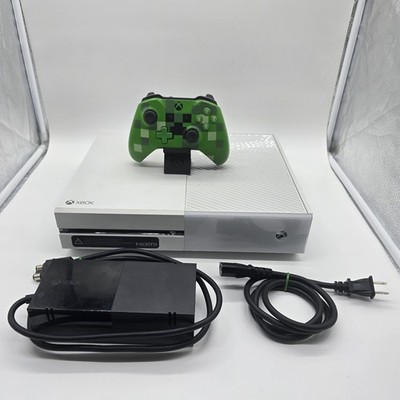 Xbox One Console 500GB White + Minecraft Creeper Controller Bundle