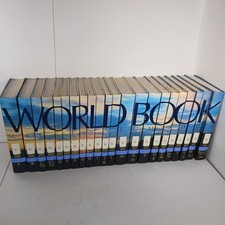2000 World Book Encyclopedia Millenium Set Co...