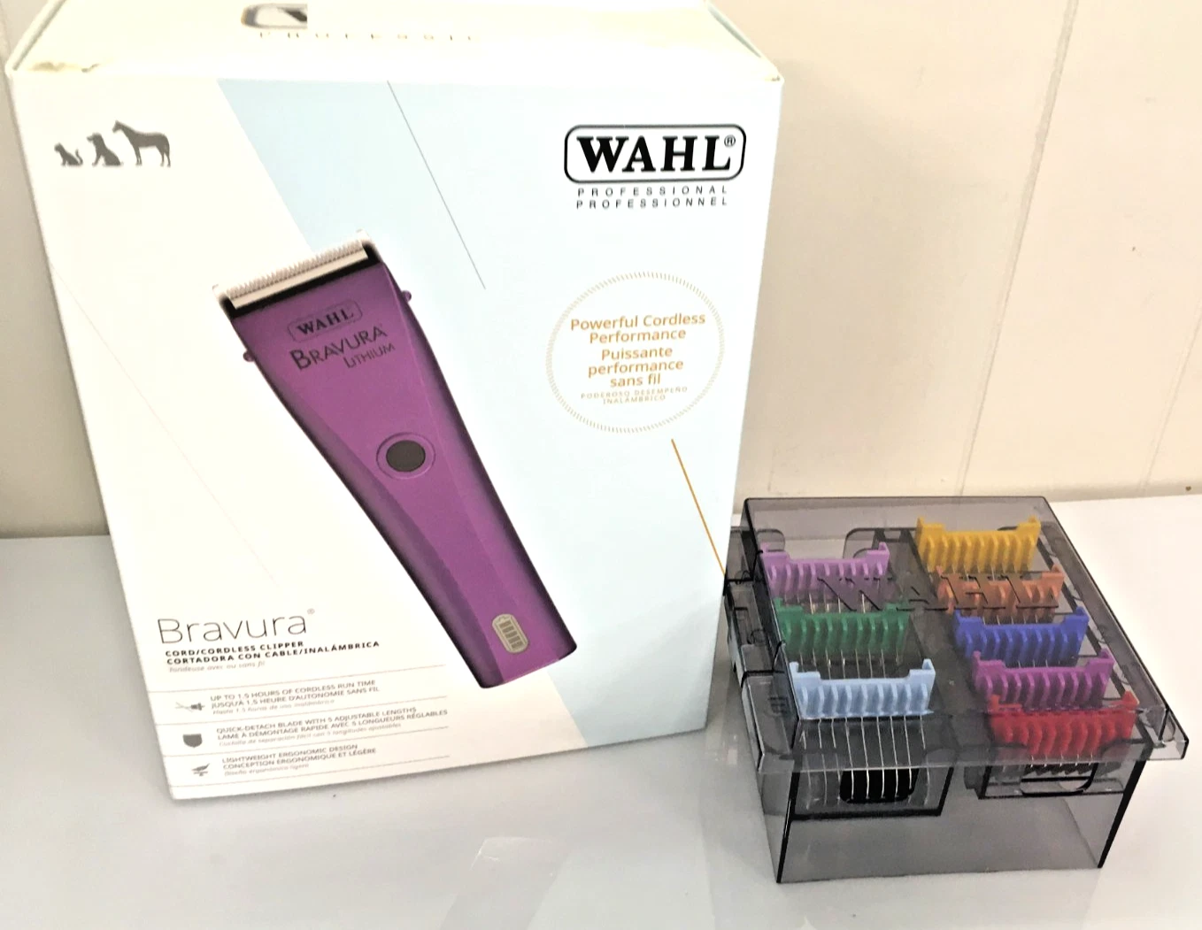 NEW Wahl Professional Bravura Lithium Cordless Pet Clipper Kit Purple + SS COMBS
Opens in a new wind