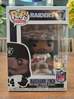 Funko Pop NFL Oakland Raiders Marshawn Lynch #77